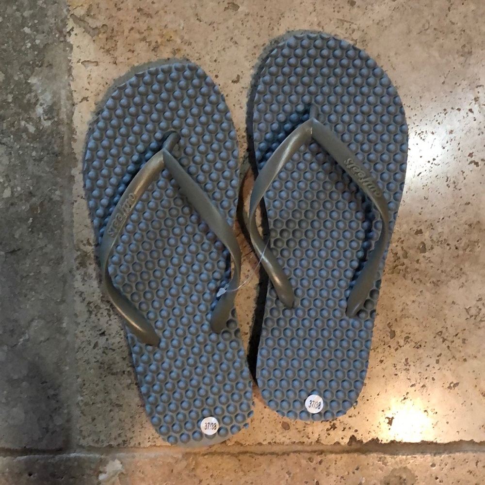 Flip flops from Jenna Jameson size 7